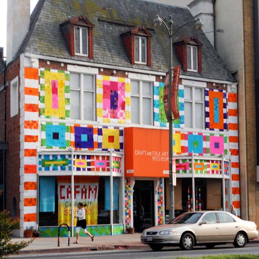 CAFAM Granny Squared by Darlyn Susan Yee in collaboration with Yarn Bombing Los Angeles